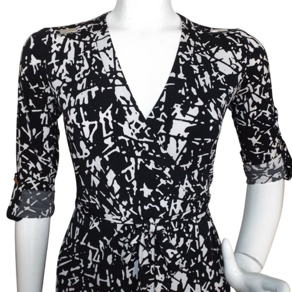 CALVIN KLEIN Wrap Dress, 4, Black Abstract, Tab sleeves/Roll-up, V-neck/Surplice - Picture 2 of 11